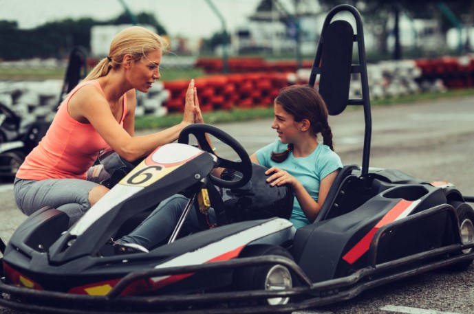 Де можна замовити професійне навчання картингу для дітей