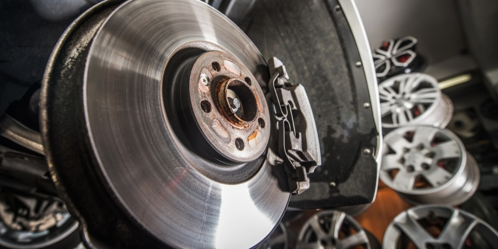 BYD против Geely: что проще обслуживать в Украине